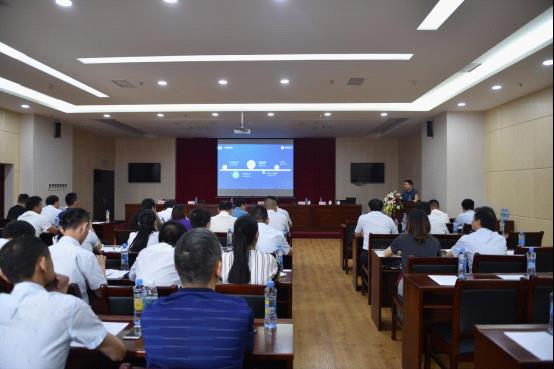 江西省旅游集散中心聯(lián)盟 “好行網(wǎng)”業(yè)務(wù)合作培訓(xùn)會(huì)議在江西長運(yùn)總部召開