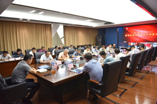 王曉對公司安全穩(wěn)定及疫情防控工作進行再布署、再強調(diào)