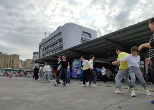 撫州長運：金溪分公司舉辦“凝心聚力，攜手同行”團建活動