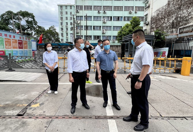 劉磊督導(dǎo)徐坊客運站疫情防控及復(fù)工復(fù)產(chǎn)工作