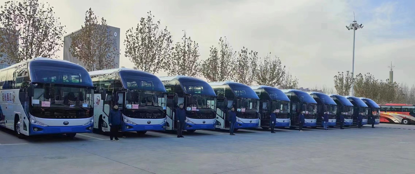 都市城際公交：2分鐘接單，20分鐘出發(fā)！高效完成緊急用車任務(wù)