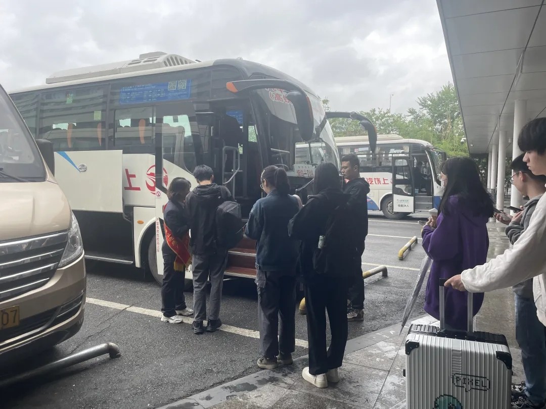 上饒汽運(yùn)：“五一”期間 景區(qū)直通車(chē)用服務(wù)圈粉無(wú)數(shù)