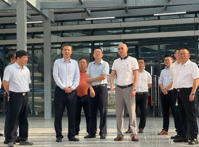 吉安公司：吉安市政府領導調研督導客運、公交西站運行工作