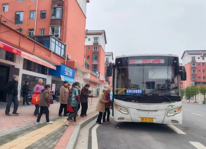 新余公司：公交開(kāi)到“家門(mén)口”，讓群眾樂(lè)享其“乘”