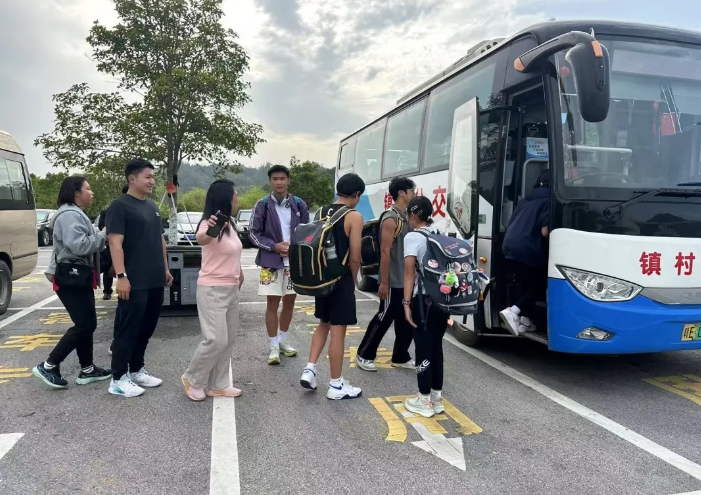 生產經營 || 上饒汽運：護航2025年德興鐵人三項亞洲杯賽暨中國鐵三聯賽