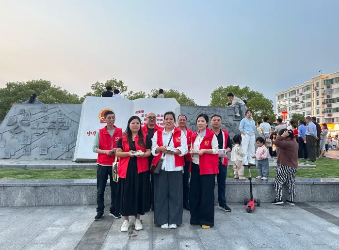 上饒汽運(yùn)：為三清山?德興高鐵站?德興站點(diǎn)巴士預(yù)熱造勢